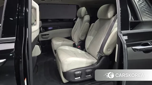 Kia Carnival 4th generation 2023 Черный из Кореи, фото 3