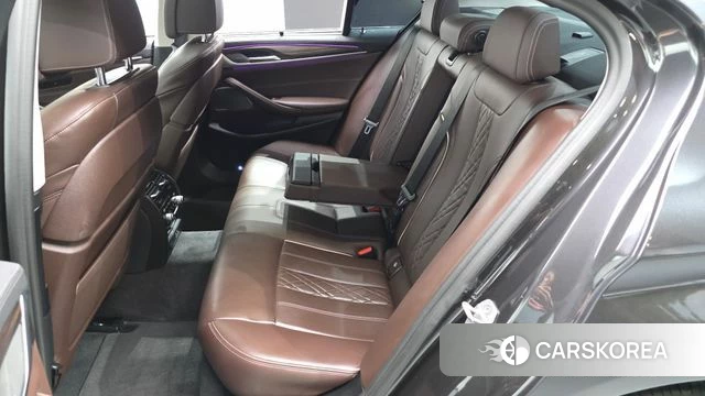 BMW 5 Series (G30) 2022 Серый из Кореи, фото 3