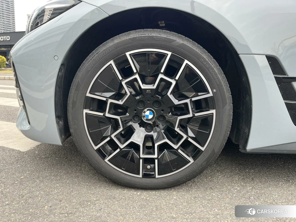 BMW 4 series 2024 Серебристо-серый из Китая, фото 3