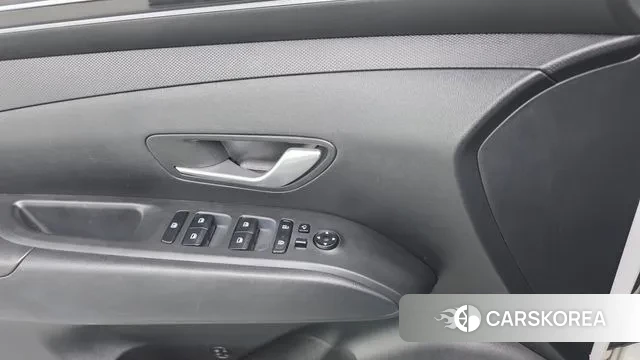 Hyundai Tucson (NX4) 2022 Белый из Кореи, фото 3