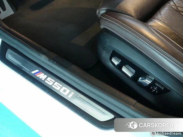 BMW 5 Series (G30) 2023 Белый из Кореи, фото 3