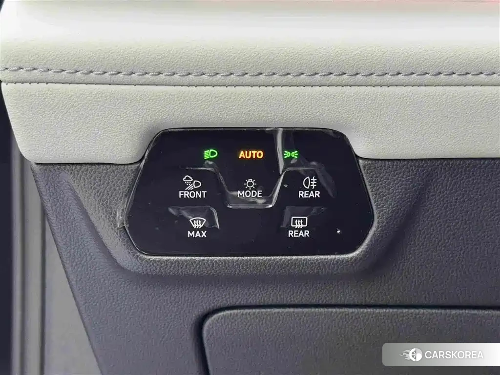 Volkswagen Touareg 2026 Черный из Китая, фото 3