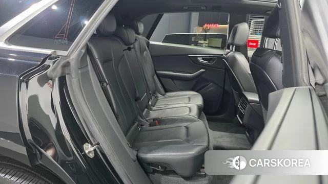 Audi Q8 (4M) 2022 Черный из Кореи, фото 3