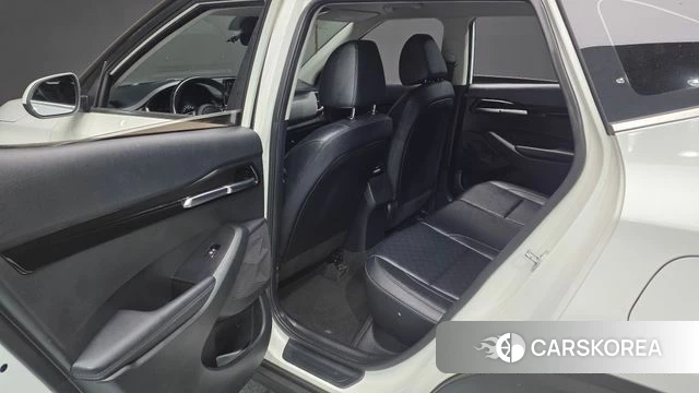 Kia Seltos 2022 Белый из Кореи, фото 3