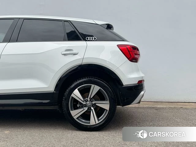 Audi Q2L 2021 Белый из Китая, фото 3