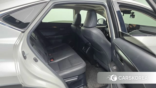 Lexus NX300h 2019 Белый из Кореи, фото 3