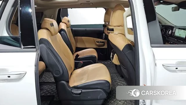 Kia Carnival 4th generation 2023 Белый из Кореи, фото 3