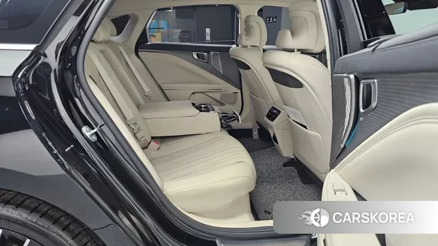 Kia The New K8 Hybrid 2024 Черный из Кореи, фото 3