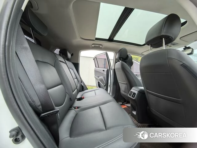 Hyundai ix35 2022 Белый из Китая, фото 3