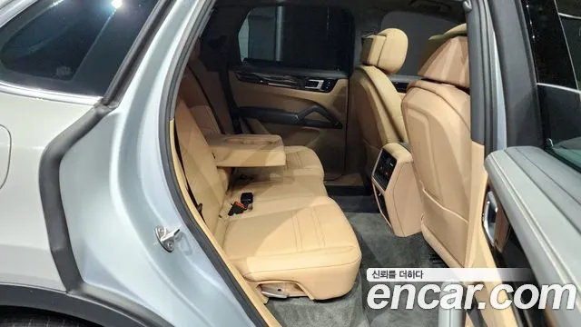 Porsche Cayenne (PO536) 2019 Серебристо-серый из Кореи, фото 3