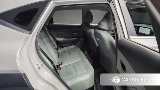 Hyundai Kona Hybrid (SX2) 2024 Серебристо-серый из Кореи, фото 3