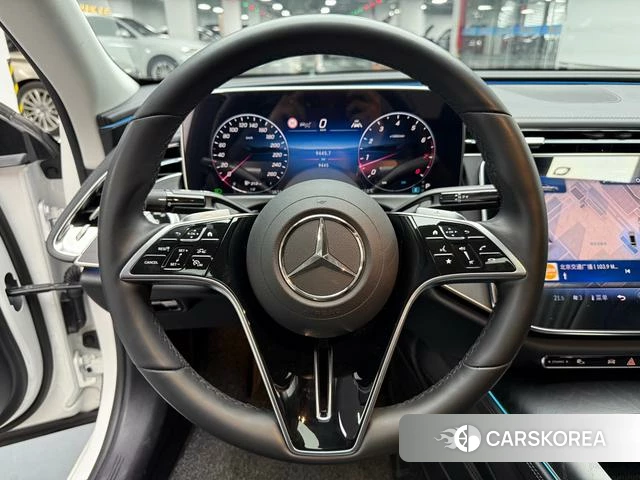 Mercedes-Benz E-class (imported) 2025 Белый из Китая, фото 3