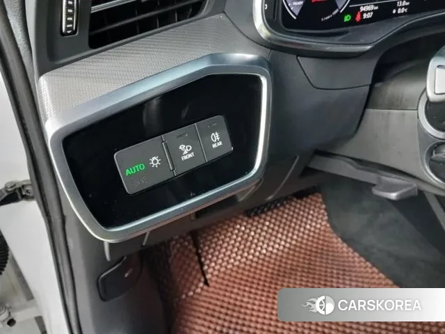 Audi A6 (C8) 2020 Белый из Кореи, фото 3