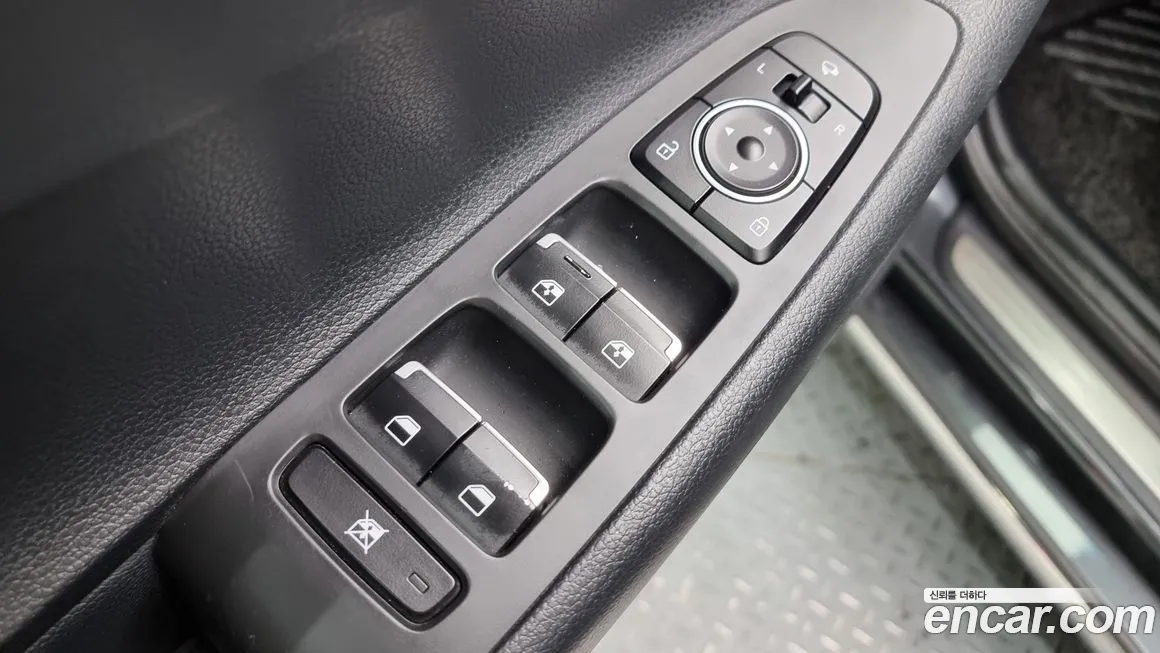 Hyundai Grandeur IG id 2153738 из Кореи 3