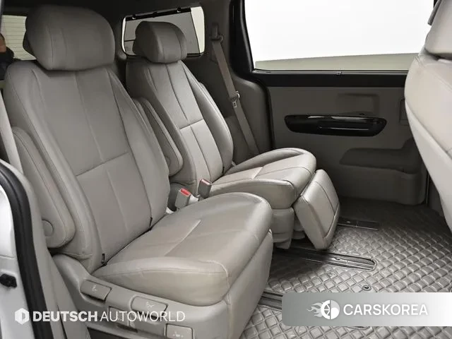 Kia The New Carnival 2018 Белый из Кореи, фото 3