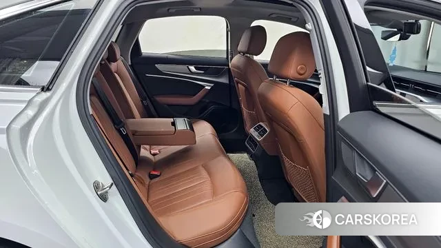 Audi A6 (C8) id 3238612 из Кореи 3