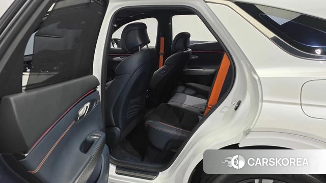 Genesis GV70 2024 Белый из Кореи, фото 3