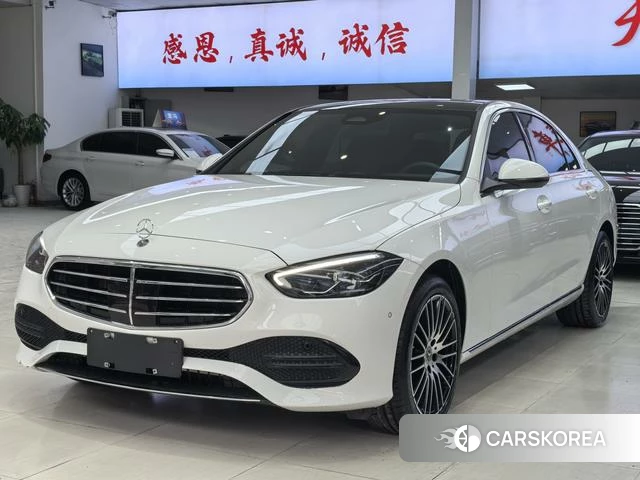 Mercedes-Benz Class C 2023 Белый из Китая, фото 3