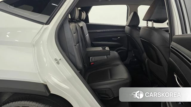 Hyundai Tucson (NX4) 2022 Белый из Кореи, фото 3