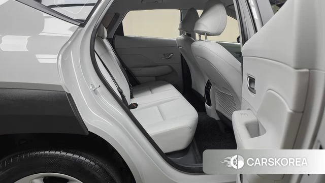 Hyundai Kona (SX2) 2025 Серебристо-серый из Кореи, фото 3