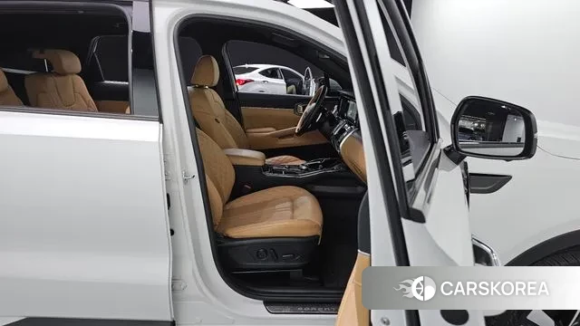 Kia Sorento 4th Generation 2023 Белый из Кореи, фото 3