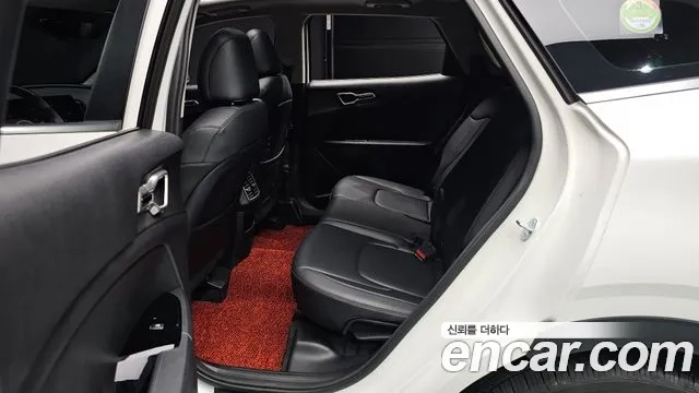 Kia Sportage 5th Generation 2023 Белый из Кореи, фото 3