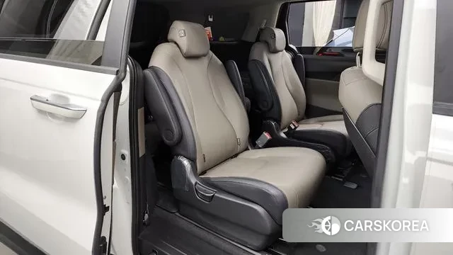 Kia The New Carnival 4th Generation 2025 Белый из Кореи, фото 3