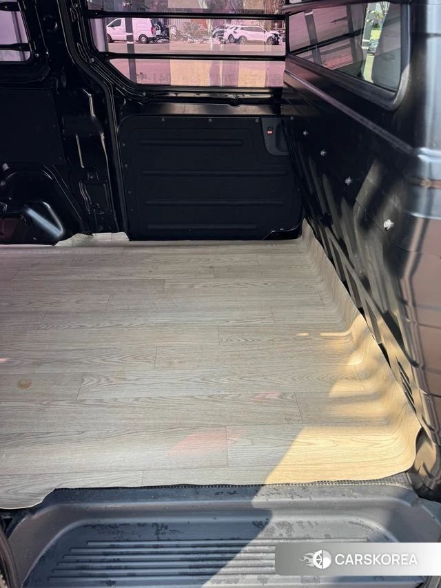 Hyundai The New Grand Starex 2019 Черный из Кореи, фото 3