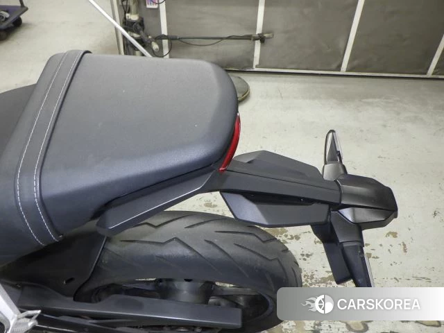 Проданный Honda CB250R id 3995018 из Японии, фото 4