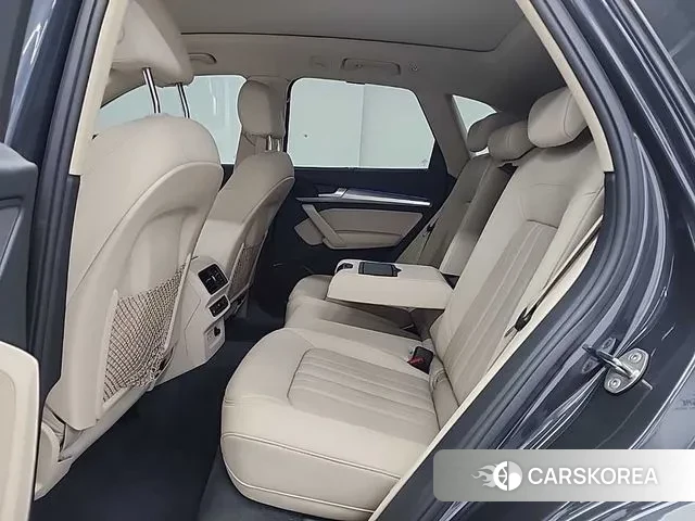 Audi Q5 (FY) 2023 Серый из Кореи, фото 3