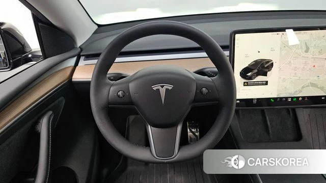 Tesla Model Y 2025 Черный из Кореи, фото 3