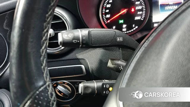 Mercedes-Benz GLC-Class X253 2019 Белый из Кореи, фото 3