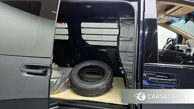 Hyundai Staria 2022 Синий из Кореи, фото 3