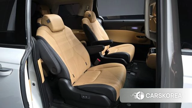Kia Carnival 4th generation 2023 Белый из Кореи, фото 3
