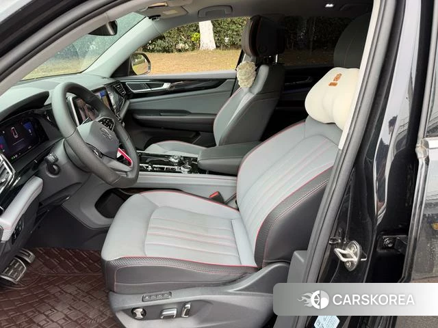Volkswagen Tourang 2024 Черный из Китая, фото 3