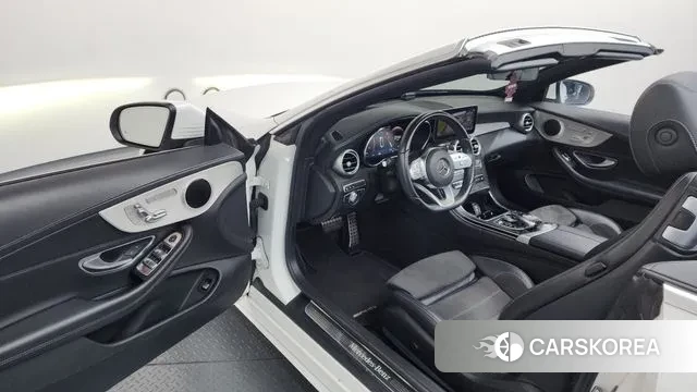 Mercedes-Benz C-Class W205 2022 Белый из Кореи, фото 3