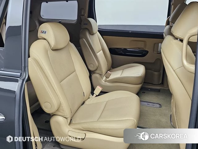 Kia The New Carnival 2018 Черный из Кореи, фото 3