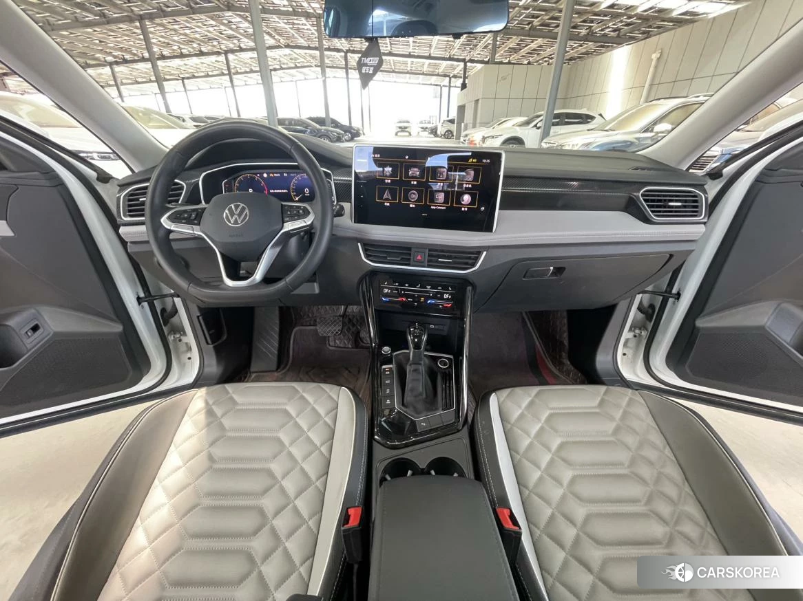 Volkswagen Tanyue 2022 Белый из Китая, фото 3