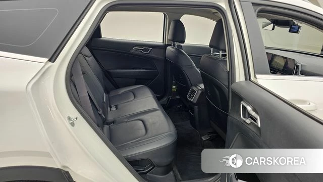 Kia Sportage 5th Generation Hybrid 2022 Белый из Кореи, фото 3