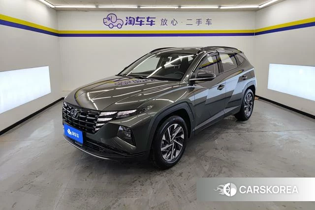 Hyundai Tucson 2023 Темно-серый из Китая, фото 3