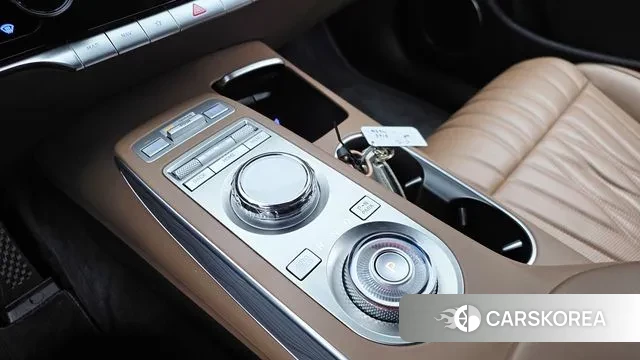 Genesis GV70 2023 Белый из Кореи, фото 3