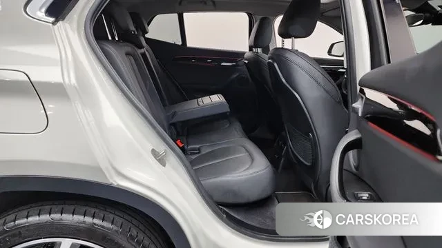 BMW X2 (F39) 2022 Белый из Кореи, фото 3