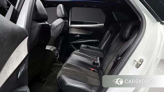 Peugeot 3008 second generation 2021 Белый из Кореи, фото 3