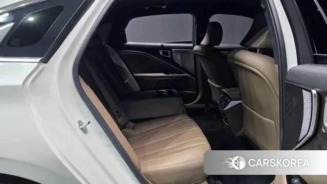 Kia K8 2023 Белый из Кореи, фото 3