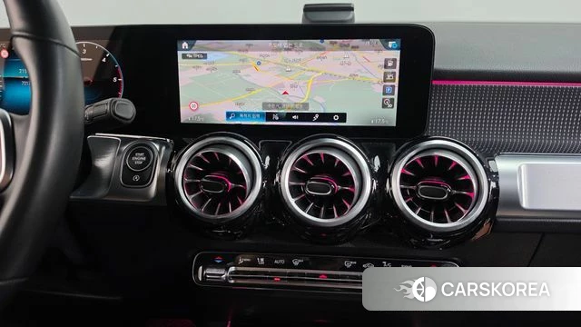 Mercedes-Benz GLB-Class X247 2023 Белый из Кореи, фото 3