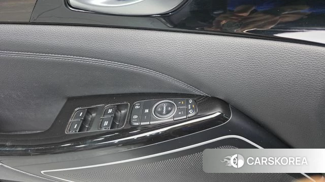 Kia Come New K7 2018 Серый из Кореи, фото 3