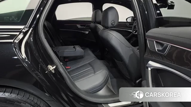 Audi A6 (C8) 2021 Черный из Кореи, фото 3