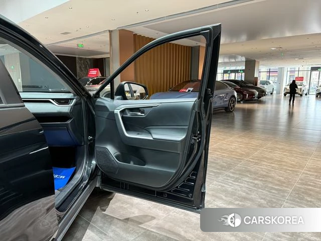Toyota RAV4 Rongfang 2022 Черный из Китая, фото 3