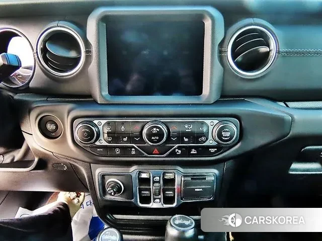 Jeep Wrangler (JL) 2021 Белый из Кореи, фото 3