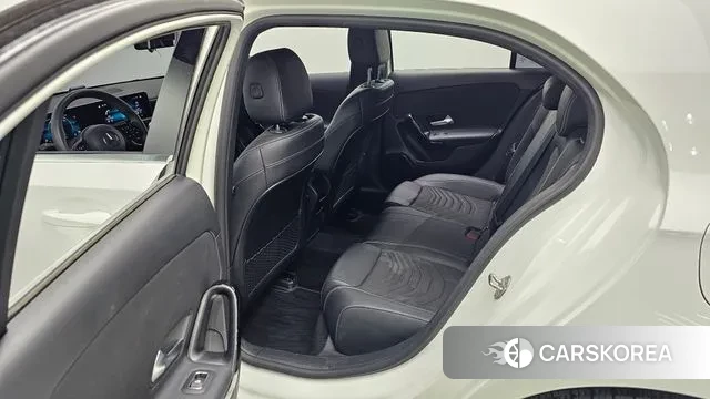 Mercedes-Benz A-Class W177 2020 Белый из Кореи, фото 3